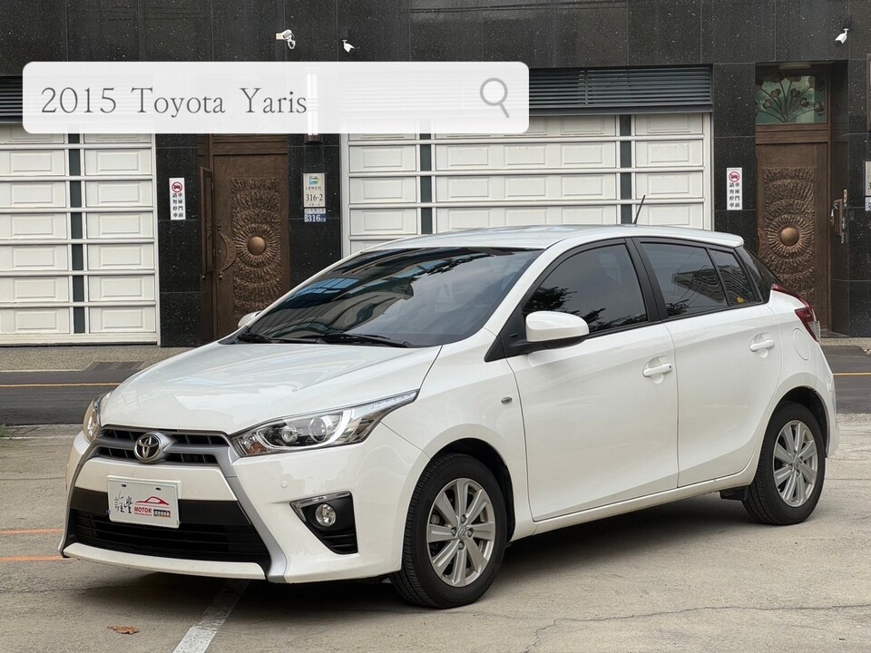 2015 TOYOTA YARIS